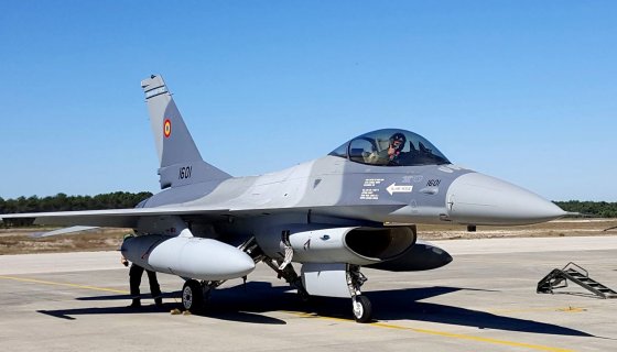 Romanya’ya 32 adet F-16